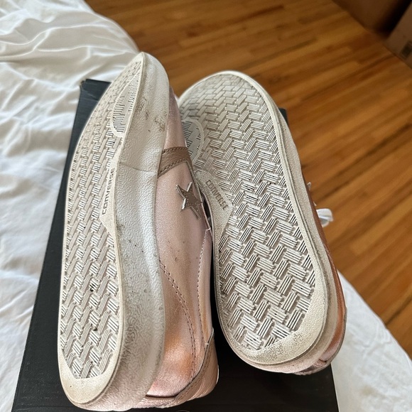 Converse One star rose gold low top metallic sneakers size 9 - Picture 6 of 6